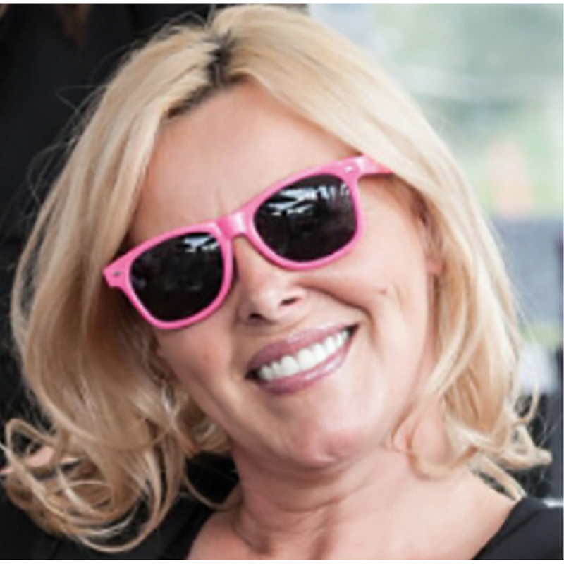 find solbriller med logo fra 50 stk her - se tilbud på solbriller her