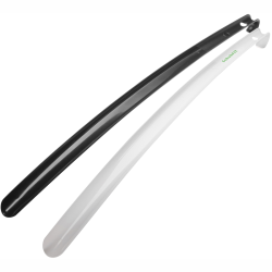 Skohorn med logo som er super langt i hvid og sort