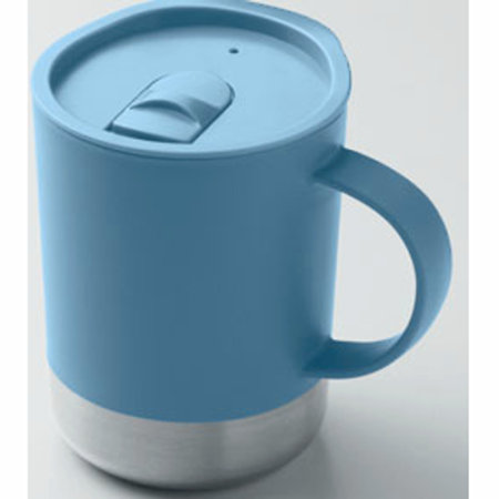 Tjek kaffekrus med låg med låg fra 50 stk  - se tilbud på plastikkrus